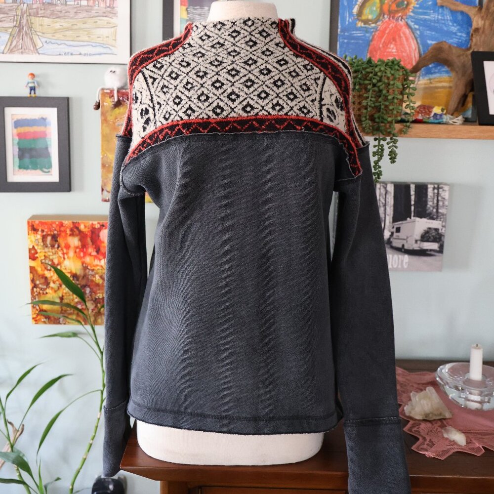 FREE PEOPLE Snow Bunny Fair Isle Mock Neck Pullover Sweater Sweatshirt Small